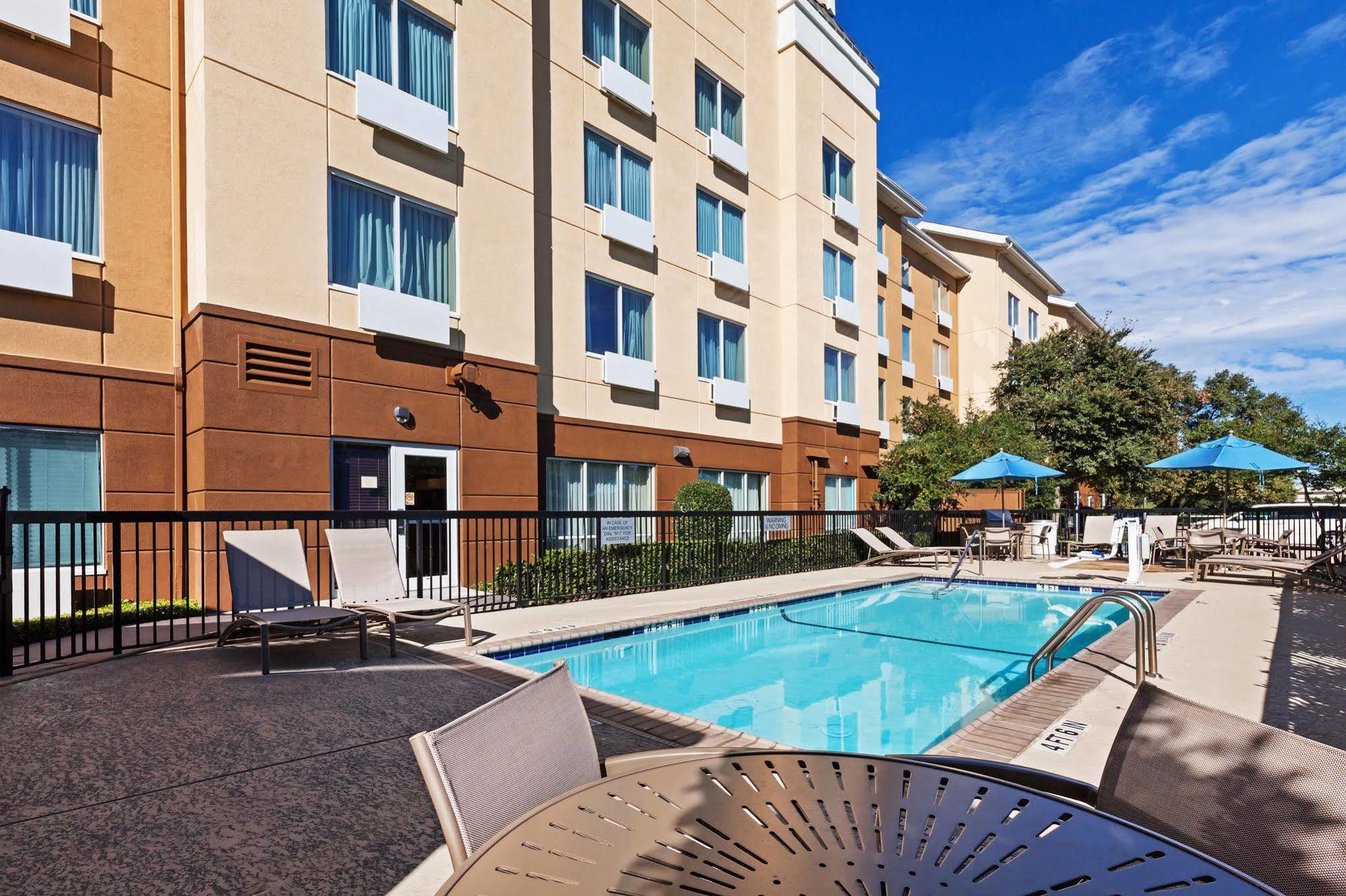 Fairfield Inn And Suites By Marriott Austin Northwest/The Domain Area Экстерьер фото